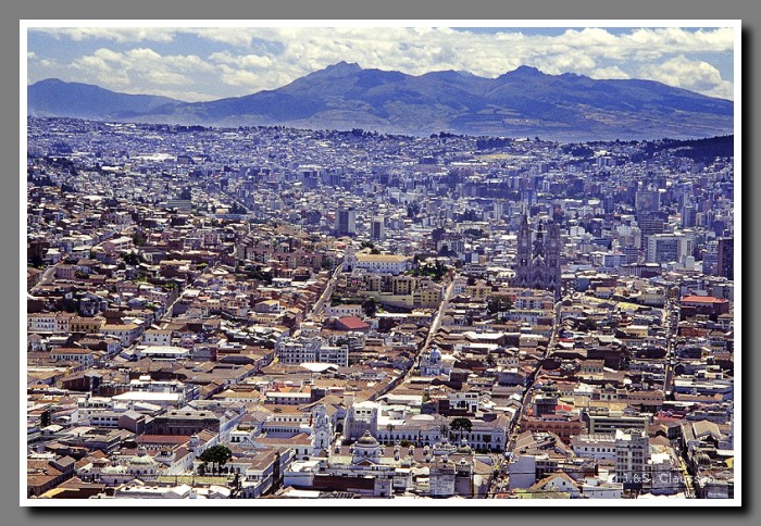 002_Quito-Altstadtblick