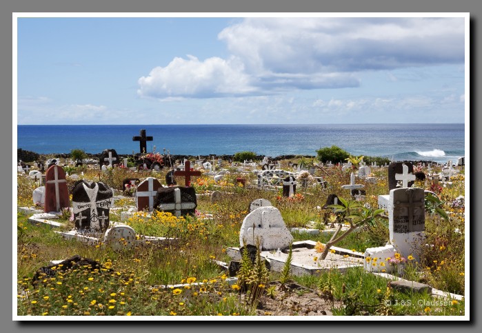 09_SC_Hanga_Roa_Friedhof_1445