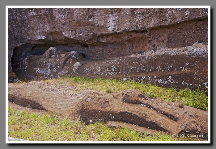 32_SC_Rano_Raraku_Moai_Werkstatt_1579